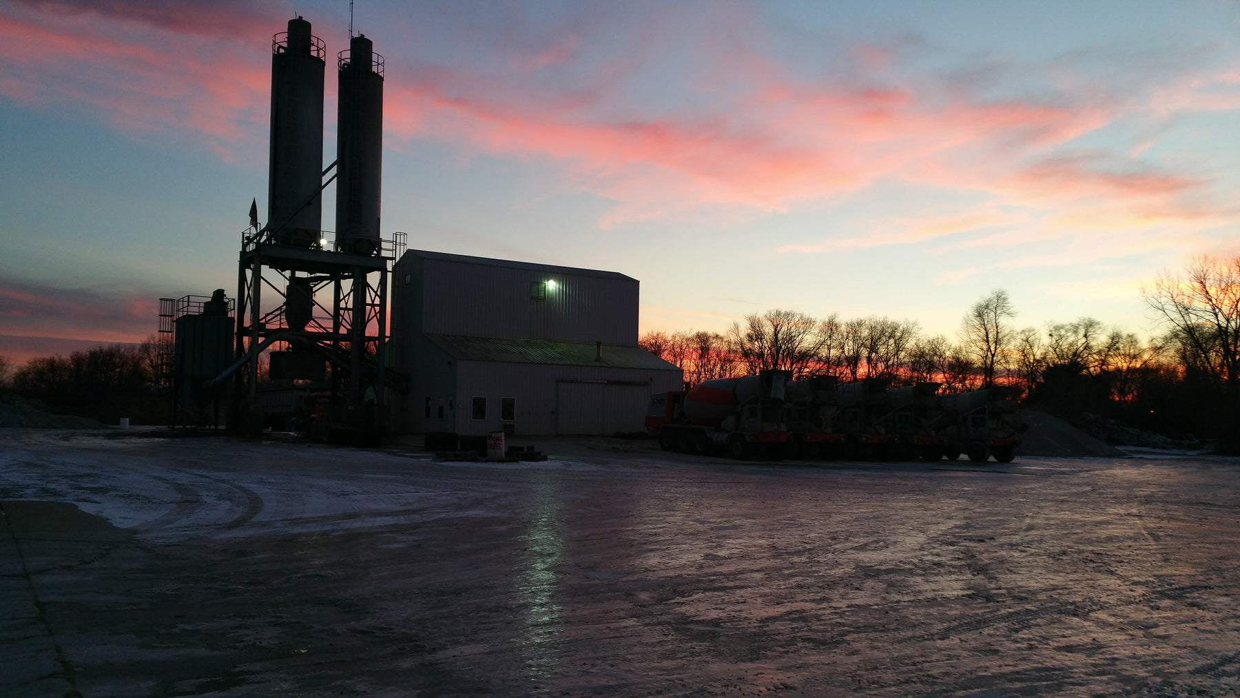 Cold Weather Concrete: How to Protect Your Pour During the Winter