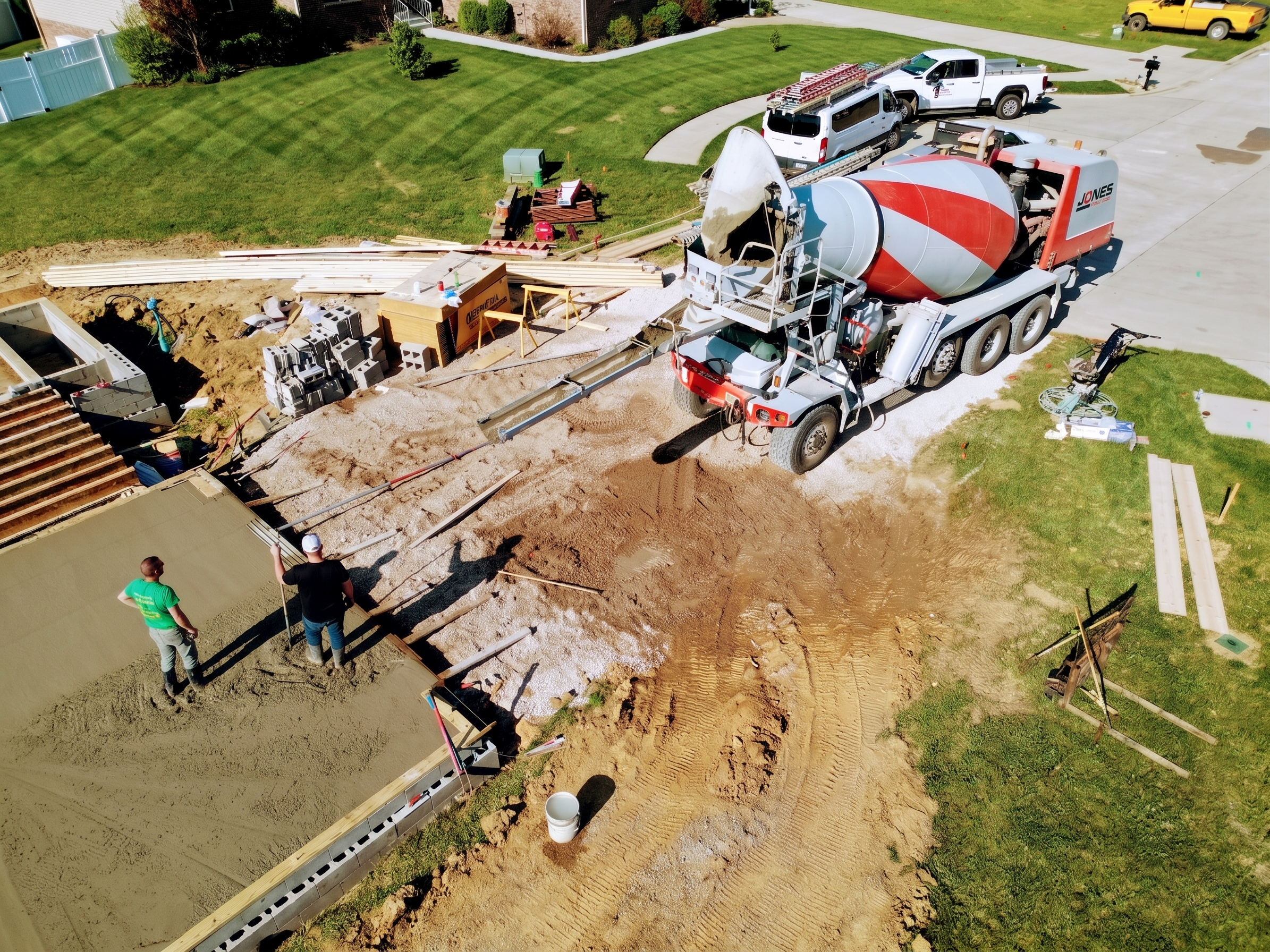 Mastering the Heat: Best Practices for Pouring and Finishing Concrete in Hot Weather